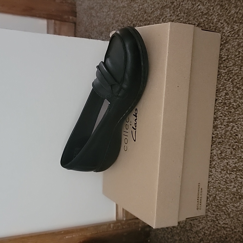 Ladies shoes
